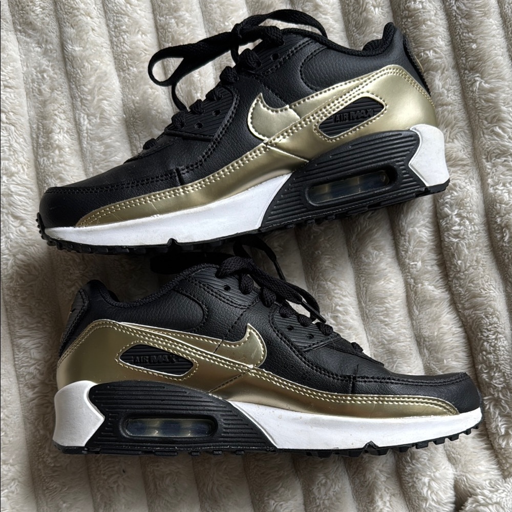 Nike Air Max 90 Black and Gold Sneakers
